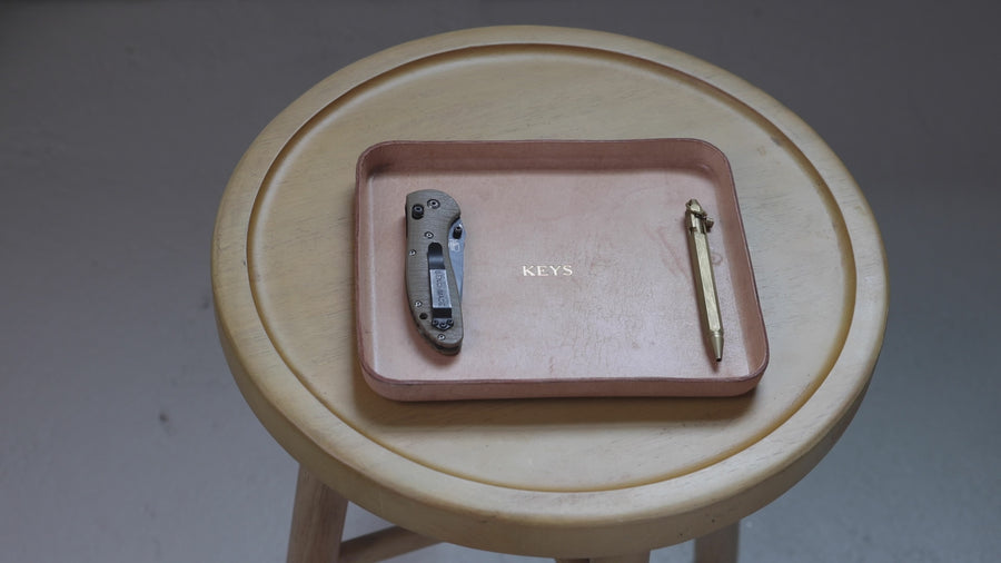 Molded Leather Valet Tray